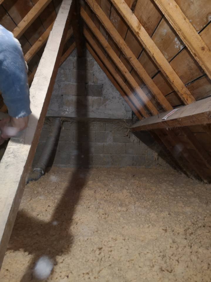 isolation-comble-perdu-devis-gratuit-fibre-bois-plouhinec-saint-evarzec-benodet-pluguffan