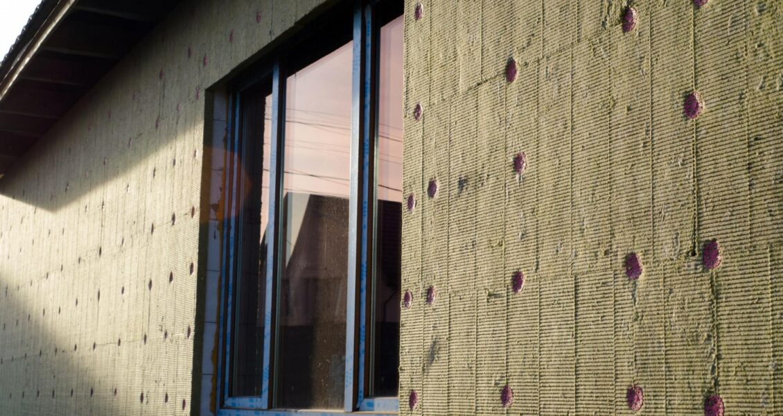L&rsquo;isolation extérieure en laine de roche : une solution efficace pour votre habitation