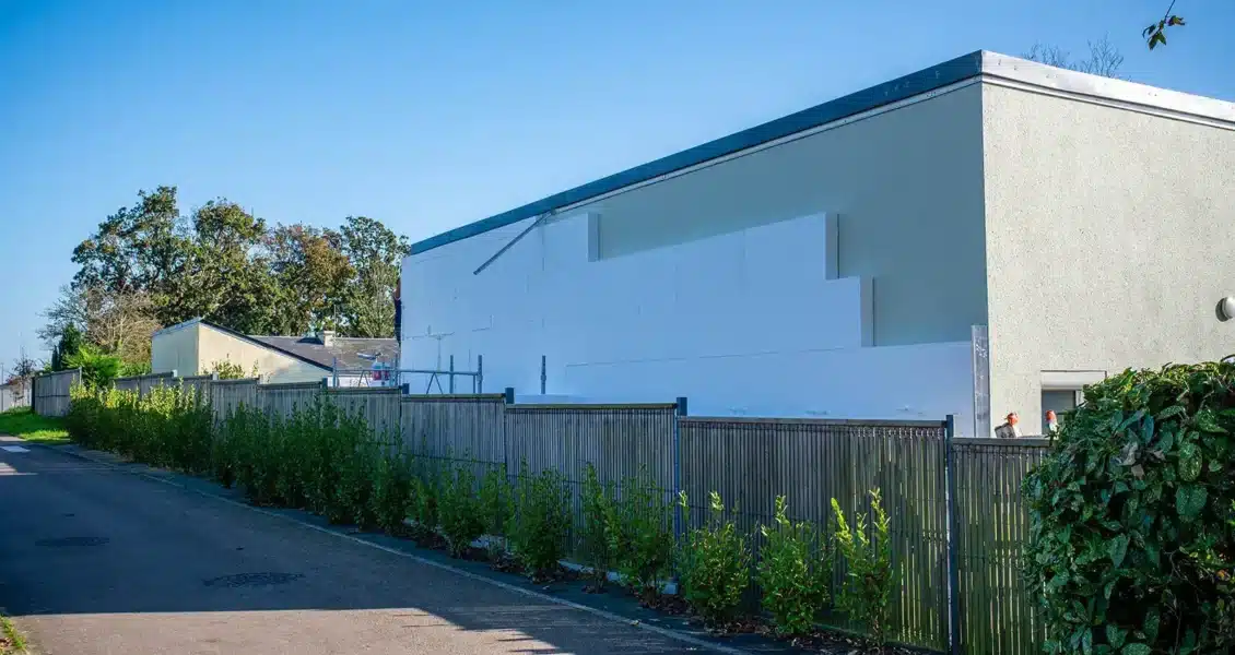 Quels sont les avantages et inconvénients de l&rsquo;isolation par l&rsquo;extérieur ?